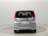 U-Carの販売だけでなく自動車保険、携帯電話の販売も行っております。