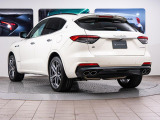 Levante グランスポーツ350馬力(カタログ値)純正OP総額:1,330,000円 電動サンルーフ 21インチヘリオスホイール ドリルドフルプレミアムレザー フロントシートベンチレーション
