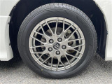 ☆純正アルミホイールで足回りもかっこよくきまってます♪