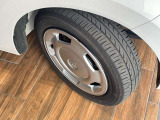 【タイヤ】タイヤの状態は写真の通りです。溝の深さなども是非、写真でご確認ください!