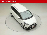 両側パワースライドドア付きだから、狭い駐車スペースなどでの乗り降りラクラク♪小さなお子さまのいるご家庭には嬉しい装備です。