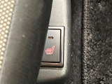 【シートヒーター】寒い日に重宝するシートヒーター!エアコンより早く温まってくれるので寒がりの人も安心ですね♪エアコンの温風は乾燥するから苦手、という方にもをおすすめです。