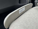 荷物が落ちないよう、ストッパーが出ます!