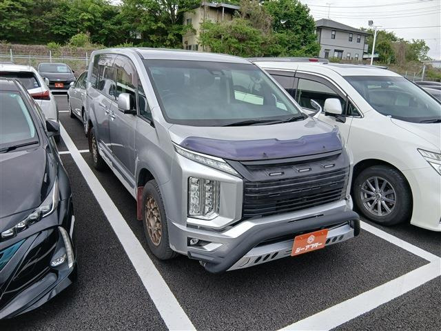 デリカD:5 2.2 M 4WD 禁煙車 純正10.1インチナビ 11.5型後席モ