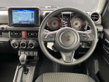 ジムニーの運転席周りの画像です。興味がわいて来ませんか?ゆっくり、じっくりご覧下さい。