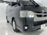 フォグランプ装着車です。暗い夜道の車両前方を明るく照らします