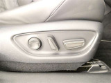 運転席パワーシート搭載。微妙な調整が手軽にでき、ピッタリのポジションで運転することが可能です。