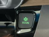 ★ECONスイッチ★ エコドライブを加速しよう!スイッチをONにすると、運転の仕方によるロスを抑え込み燃費をよくするようクルマが頑張ります(*^ー^*)燃費向上にチャレンジ♪