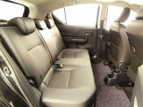 ゆとりある広々とした車内空間は、ドライブを始め買い物やレジャーなど、幅広く活躍します。一人でもみんなとでもお出かけを楽しみましょう!