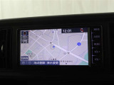 【トヨタ純正ナビゲーション】です!操作も解りやすく、初めての知らない道でも案内してくれます!快適なドライブが出来そうですね(*^_^*)