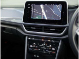 VW純正インフォティメントシステム「DiscoverPro」大変使いやすいタッチパネル型ナビゲーションでETC2.0とバックカメラが付いています。