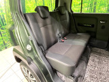 後部座席も気になるようなキズ・汚れやへたり等、大きなダメージはなく、良好な状態です。