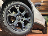 【純正18インチアルミホイール】外観にマッチした純正アルミホイールを装着しております。各種社外アルミホイールや、スタッドレスタイヤも取扱いしております。是非ご相談ください♪