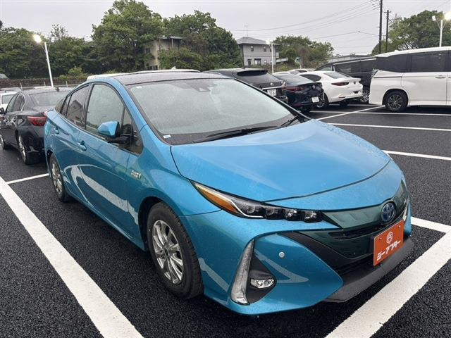 トヨタ プリウスPHV 