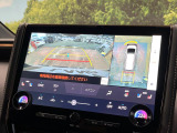 【パノラミックビューモニター】専用のカメラにより、上から見下ろしたような視点で360度クルマの周囲を確認することができます☆死角部分も確認しやすく、狭い場所での切り返しや駐車もスムーズに行えます。