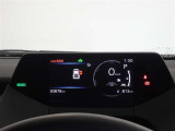 視点移動が少ないセンターメーター、ロングドライブも疲れません。