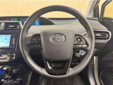 ステアリングスイッチ搭載!手を離さずに手元のスイッチでさまざまな操作が可能。運転中、視線をそらさなくても操作ができて安全です!