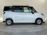 両側パワースライドドア付きだから、狭い駐車スペースなどでの 乗り降りラクラク!小さなお子さまのいるご家庭には嬉しい装備。