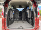 普段のお買い物や通勤、送迎等に十分な荷室スペースを確保しております。セカンドシートを倒すと、大きな荷物の積載も可能です♪