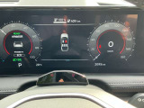 ☆視認性の良いメーターには電費情報など運転をサポートする様々な情報を表示します☆