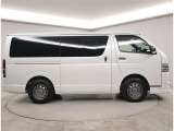 ハイエースバン  スーパーGLダークP2