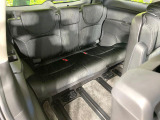 3列目シートはもちろん状態良好☆大人でもゆったりと座って頂けますので、大人数でのお出かけもラクラクです♪ご家族で、気の知れた仲間で、ドライブに行くのが楽しみですね♪