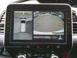 アラウンドビューモニターも付いており、周囲の確認、車庫入れに不安な方も安心できます。