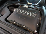 3.5リッターDOHC6気筒  VVT-i24バルブエンジン+スーパーチャージャー。出力は405PSで、最大トルクはMT仕様で420N・m(全てカタログ値)