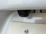バックカメラを装備しておりますのでディスプレーオーディオやナビを装着いただければ後方視界が手に入ります!