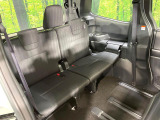 3列目シートはもちろん状態良好☆大人でもゆったりと座って頂けますので、大人数でのお出かけもラクラクです♪ご家族で、気の知れた仲間で、ドライブに行くのが楽しみですね♪