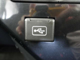 タブレット端末やスマートフォンなどの充電も可能です♪