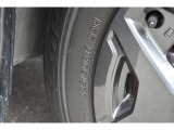 225/60R17インチタイヤを装着