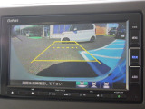 ★バックモニター搭載★ バック時目視しにくいクルマの周囲をカメラで映し出し、安全・安心駐車をサポート♪バックの苦手な方も後ろがハッキリ見えるので安心です☆