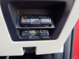 スマートインタイプのETCなのでスッキリ格納されます。