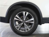 アルミホイール装着車です!これで足元まわりもおしゃれにきまります!