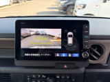 バックカメラも付いています! 運転が不慣れな方でも安心して駐車が可能です!