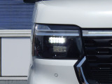 ★LEDヘッドライト搭載★ 白っぽく光る明るく省電力なLEDライト!先進的な白い輝きでフロントフェースを引き締めます☆