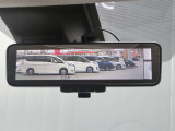 たくさん人や荷物を乗せてもクリアな視界を確保してくれるスマートルームミラー