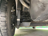 お車を安心してお乗りいただく為には、足回りの定期点検が欠かせません。サービスサポート(有償保証)では無料点検もご提供しており、安心のカーライフをお過ごしいただけるサポート体制が整っています。