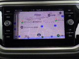 純正ナビゲーションシステム「ディスカバーメディア」。車両を総合的に管理するインフォテイメントシステムです。