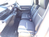 ☆外装・室内・エンジンルームクリーニング済みです☆ご来店の際は、是非シートの座り心地を確かめ、ハンドルを握って楽しいカーライフを想像してみてください♪