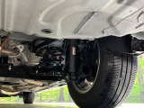 お車を安心してお乗りいただく為には、足回りの定期点検が欠かせません。サービスサポート(有償保証)では無料点検もご提供しており、安心のカーライフをお過ごしいただけるサポート体制が整っています。