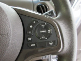 Hondaセンシングの機能のひとつ、アダプティブクルーズコントロール付!アクセルから足を離しても設定したスピードと前車との車間を保ち走行してくれます!車線維持もアシスト☆高速道路で疲労軽減ですね☆