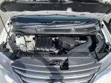 エンジンルームの画像です。店舗にて現車の確認もいただけますので、お電話で在庫のご確認の上是非ご来店くださいませ!!!ワクワクするクルマ選びをご提案します!