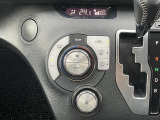 【オートエアコン】車内温度を感知して自動で温度調整をしてくれるのでいつでも快適な車内空間を創り上げます!