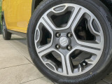 【純正15インチアルミホイール】外観にマッチした純正アルミホイールを装着しております。各種社外アルミホイールや、スタッドレスタイヤも取扱いしております。是非ご相談ください♪