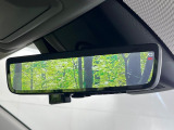 【デジタルインナーミラー】後席の大きな荷物や同乗者で後方が確認しづらい時でも安心!カメラが撮影した車両後方の映像をルームミラー内に表示。クリアな視界で状況の確認が可能です!