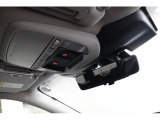 スマートミラー付きなので後席乗車時や荷物を満載にしても後方確認をしっかりサポートしてくれます。