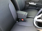運転席廻りの画像です。操作性と安全面に考慮したつくりとなっています。