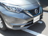 移動物が近づくと知らせてくれるMOD付きです。車の周りを歩いている人や自転車など動いているものを検知してディスプレイへの表示とブザーでドライバーに注意を促します。